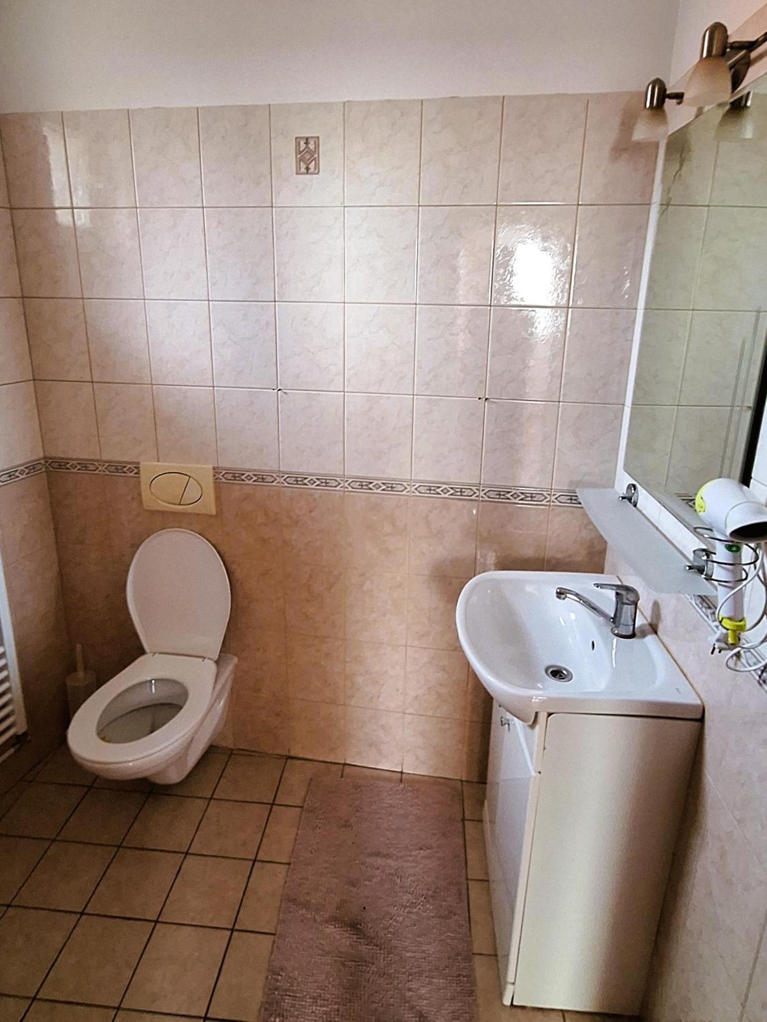Penzion Villa Agnes Smolenice Ngoại thất bức ảnh