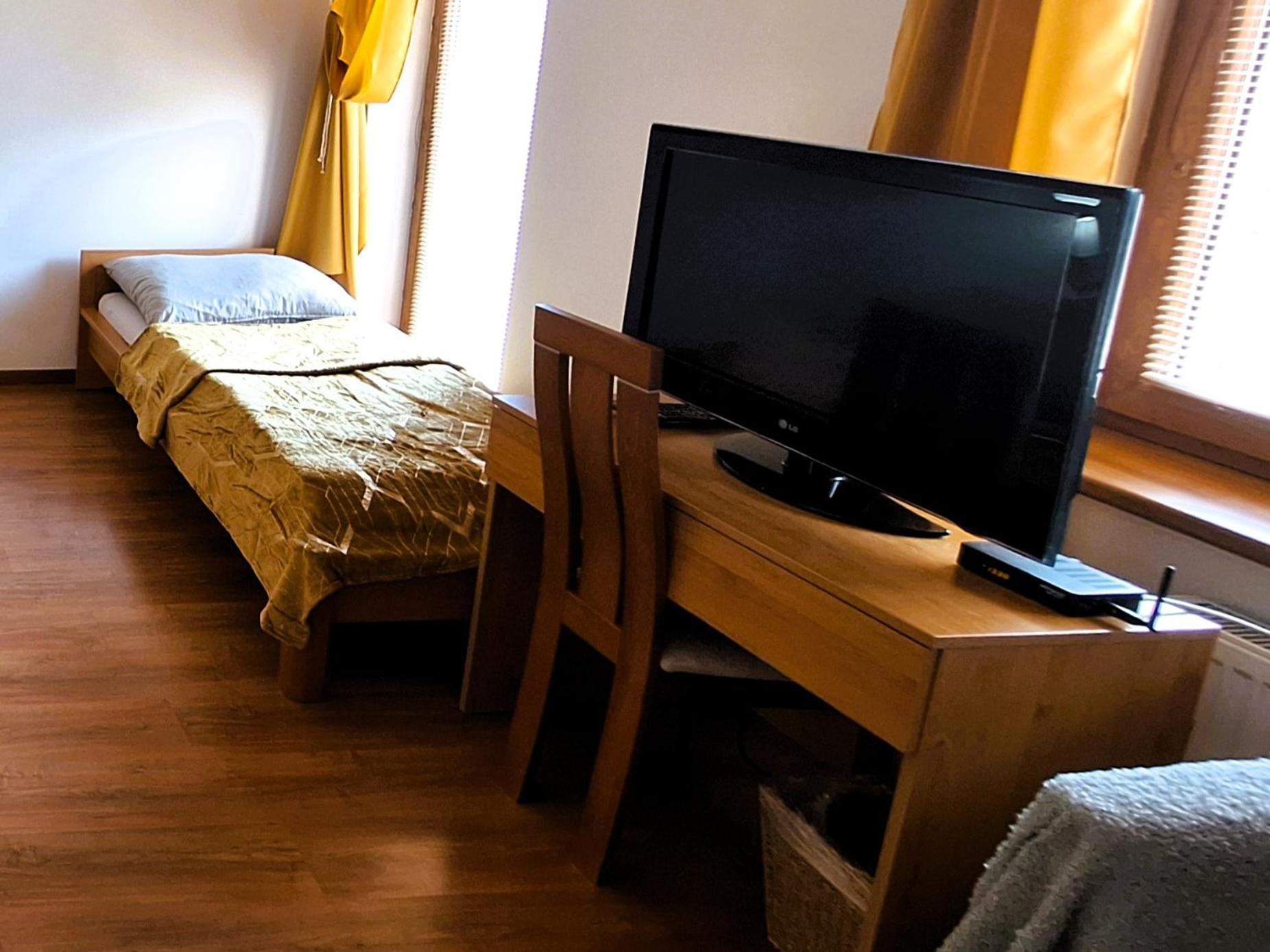 Penzion Villa Agnes Smolenice Ngoại thất bức ảnh